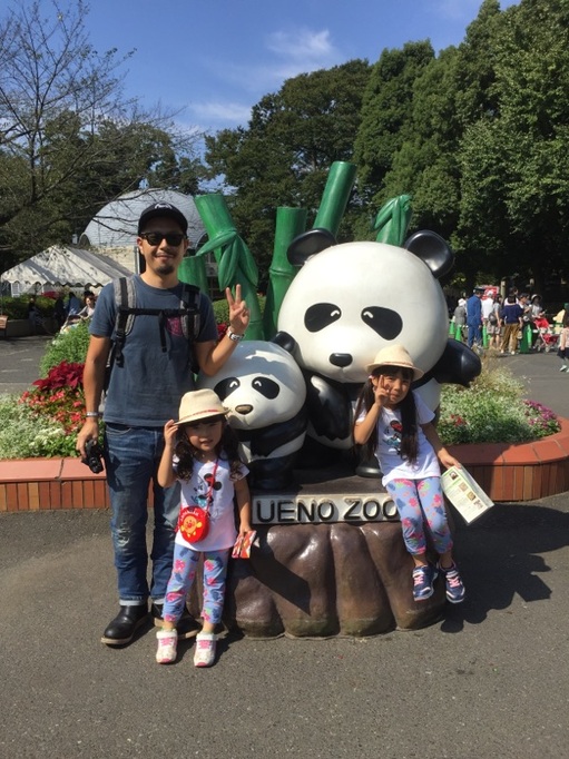 祝日　上野動物園　シャンシャン　パンダ